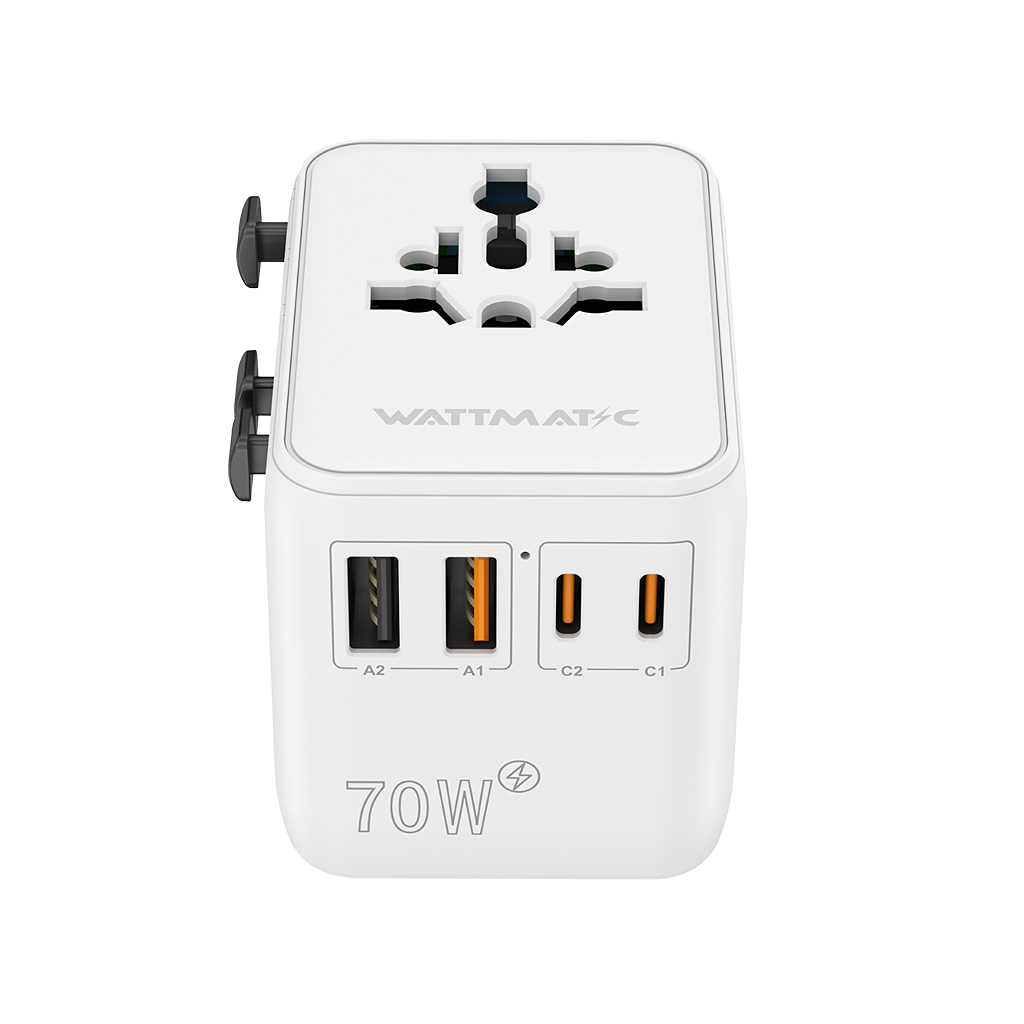WATTMATIC PD70 travel adapter